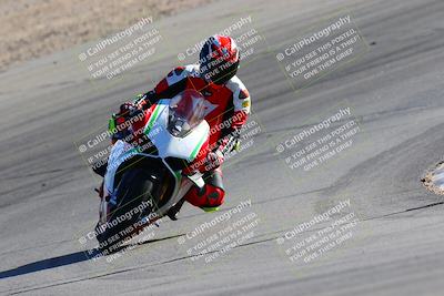 media/Jan-08-2022-SoCal Trackdays (Sat) [[1ec2777125]]/Turn 10 (2pm)/